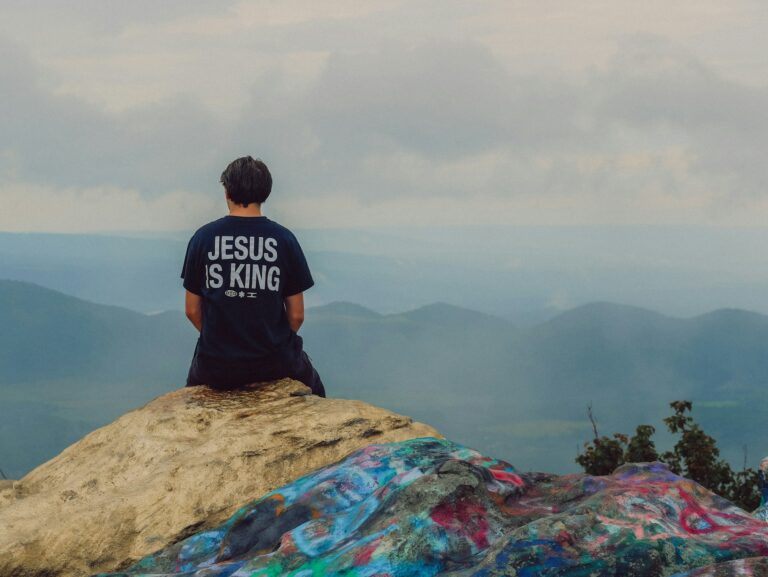 michael-eufemia-57Ej2u8-5nY-unsplash